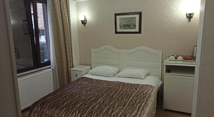 Image of Standard Double Room 11