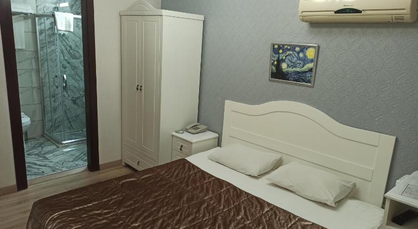 Image of Standard Double Room 15