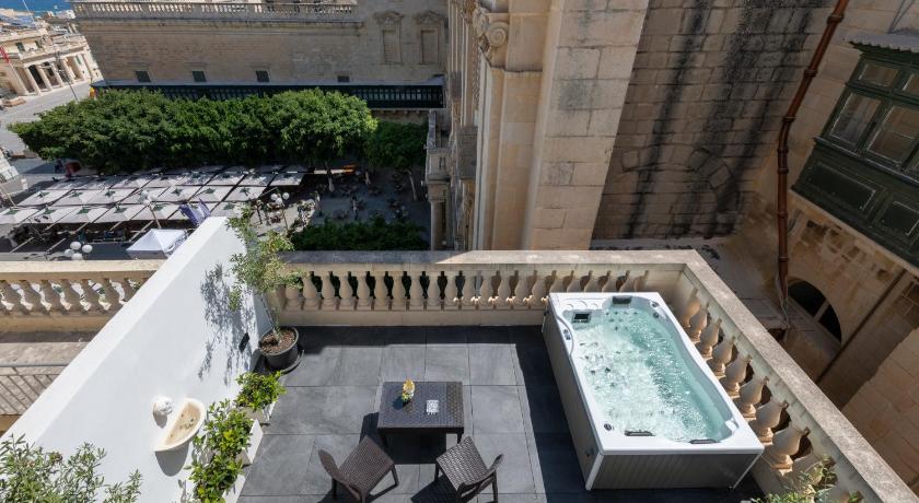 U Collection - a Luxury Collection Suites, Valletta
