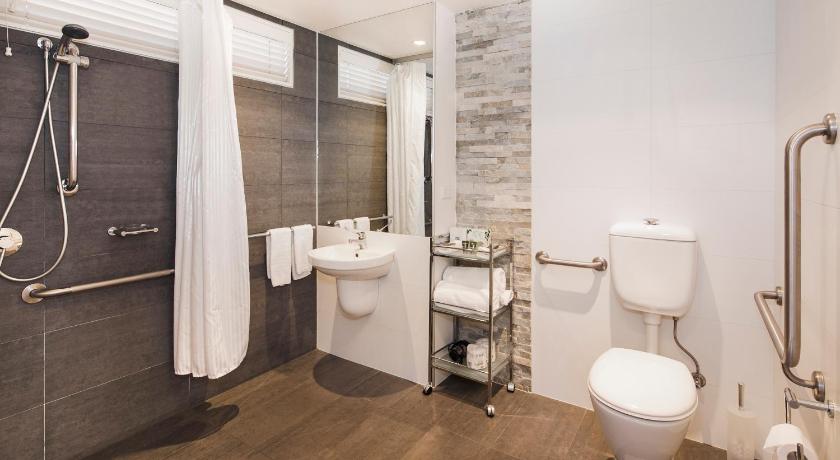 Best Western Plus Ballarat Suites photo