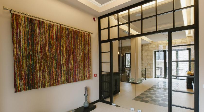 Levidi Suites photo