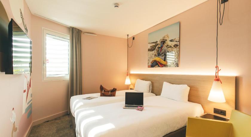 Image of Standard Twin Room 3