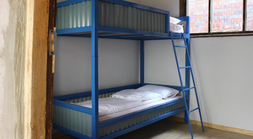 Image of Twin Room 6