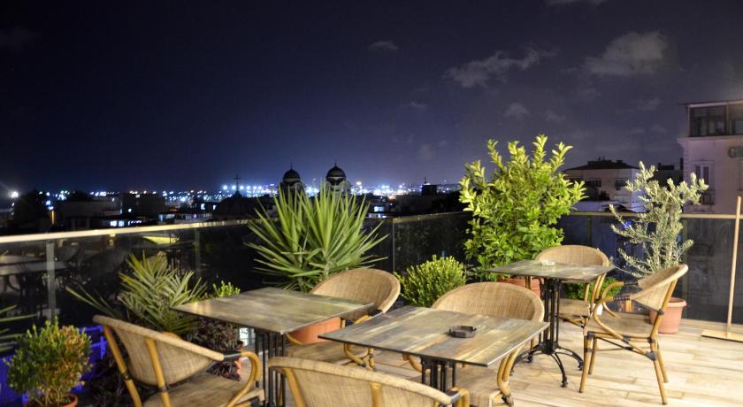 Hotel Grand Mark - main image