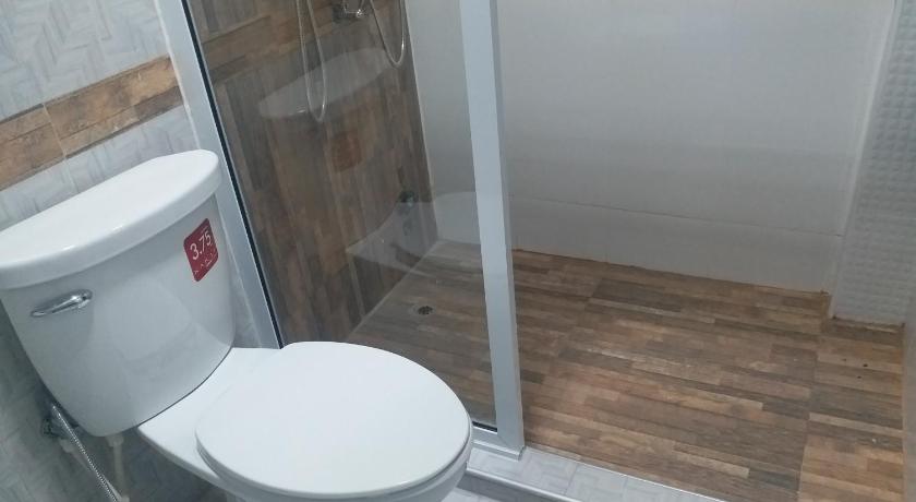 Image of Standard Twin Room 13