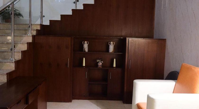 Karam Al Diyafa Hotel Apartments photo