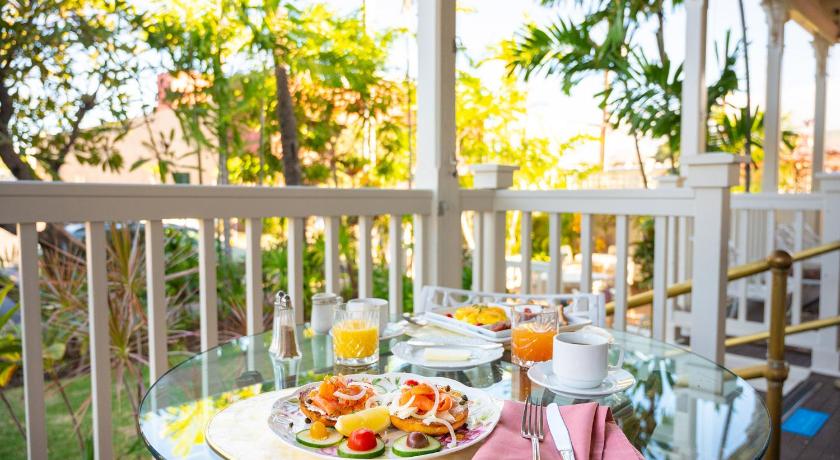 The Plantation Inn - Free Breakfast