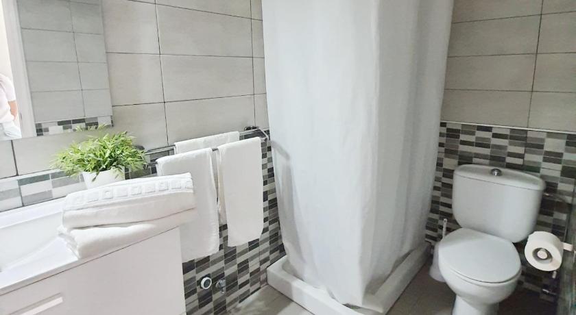 COMODORO photo