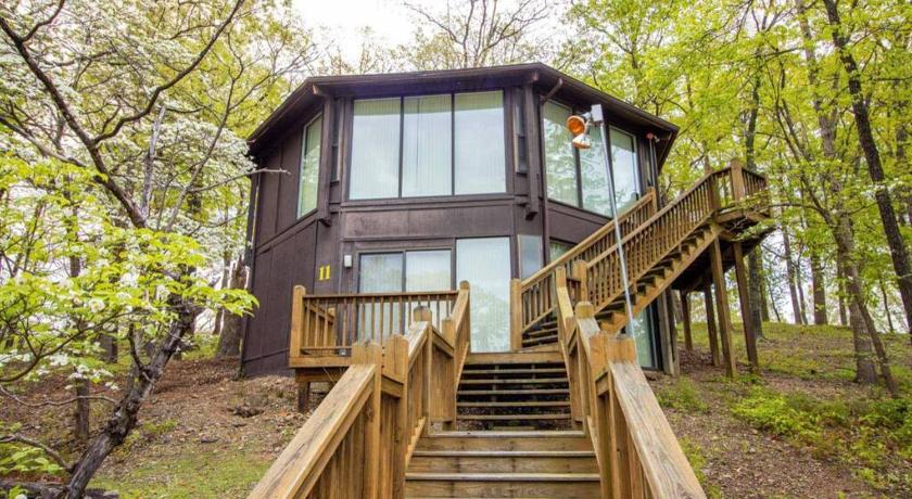 Unit 11-Treetop 2 Bedroom Villa photo