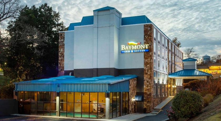 Baymont by Wyndham Branson - On the Strip photo