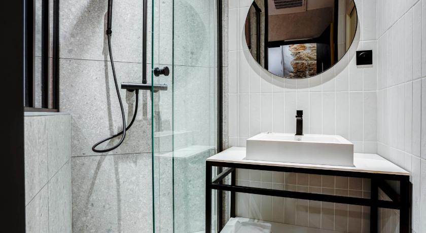 Image of Single Room 2