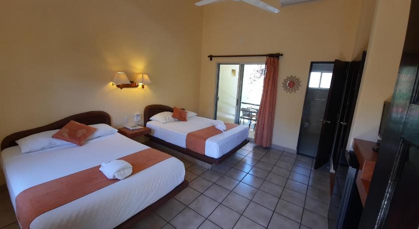 Hotel LunaSol photo