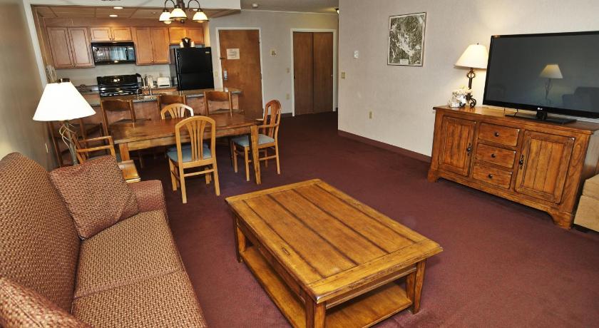 Fireside Inn & Suites Gilford