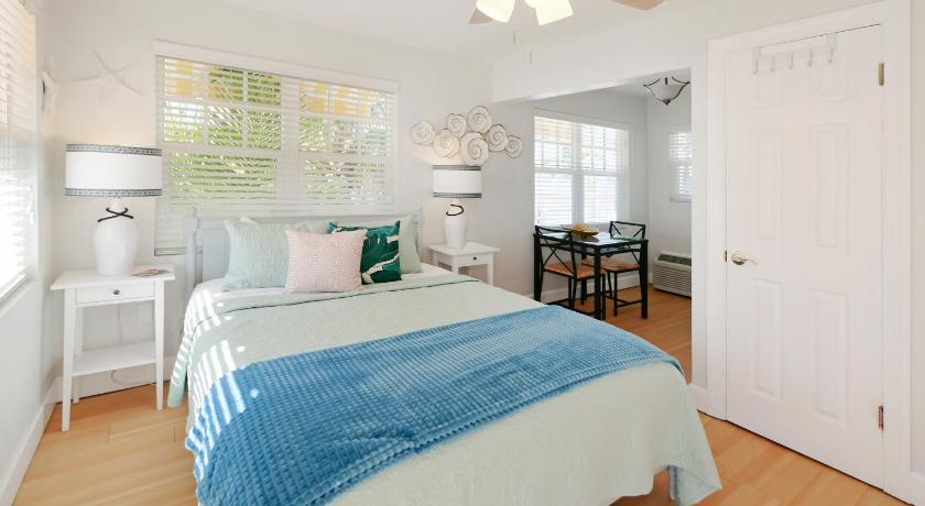 St. Pete Beach (FL) Coconut Inn Pass-a-Grille Beach 3-Star Accommodation view
