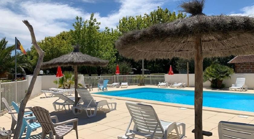 Camping La Chesnays — Hotel in Vendays-Montalivet