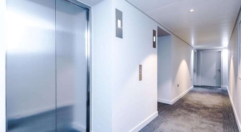 Hilltop Serviced Apartments - Deansgate photo