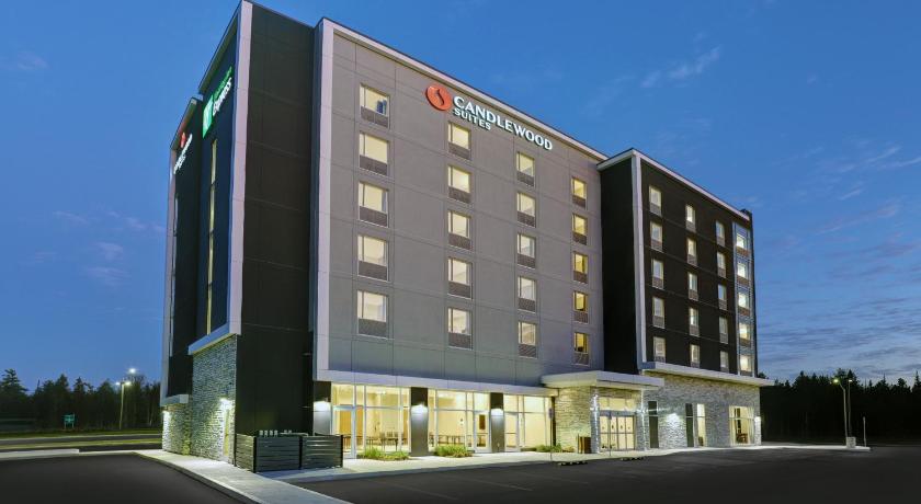 Candlewood Suites Kingston West - Gardiner Road