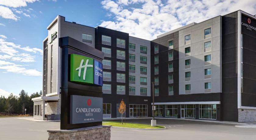 Holiday Inn Express Kingston West