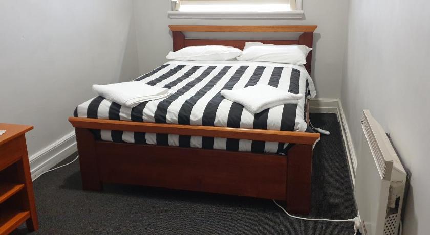 The Eastern Hotel - Adults Only — Hotel in Ballarat