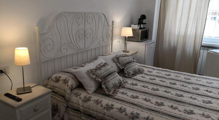 Sergio's House #CasaDeSergio #Rooms&amp;Studio close Tiburtina Station — Hotel in Rome