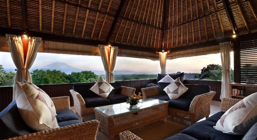 Villa Bukit Nusa Lembongan photo