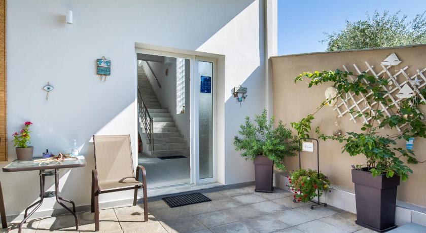 Iria's Luxury Apartments photo