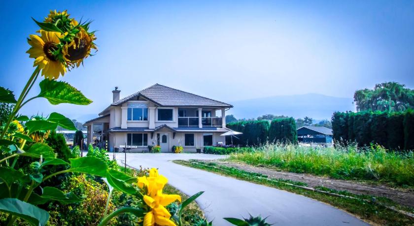 All Seasons Bed &amp; Breakfast — Hotel in Kelowna (BC)