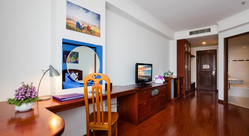 Image of Deluxe Twin Ocean View 7