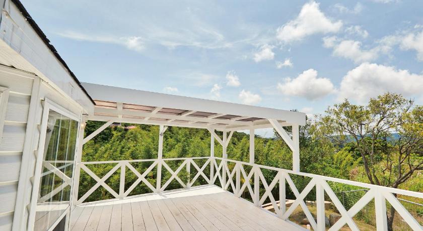 Cottage Star House [Okinawa Main island] photo