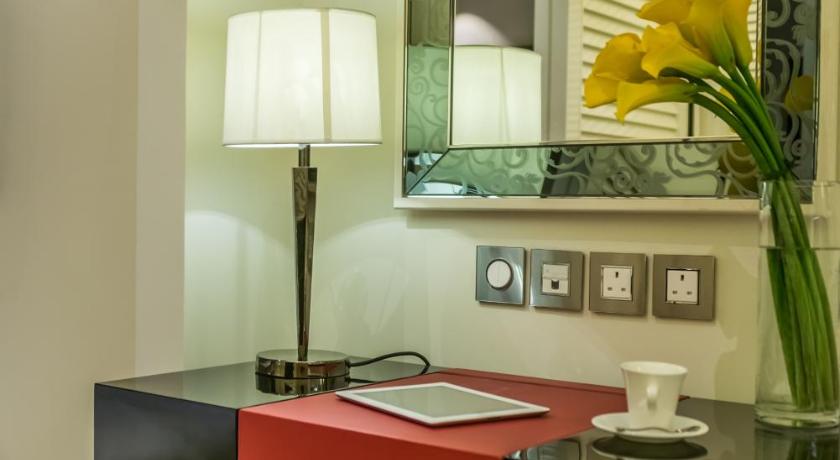 Image of Premier Suite 12