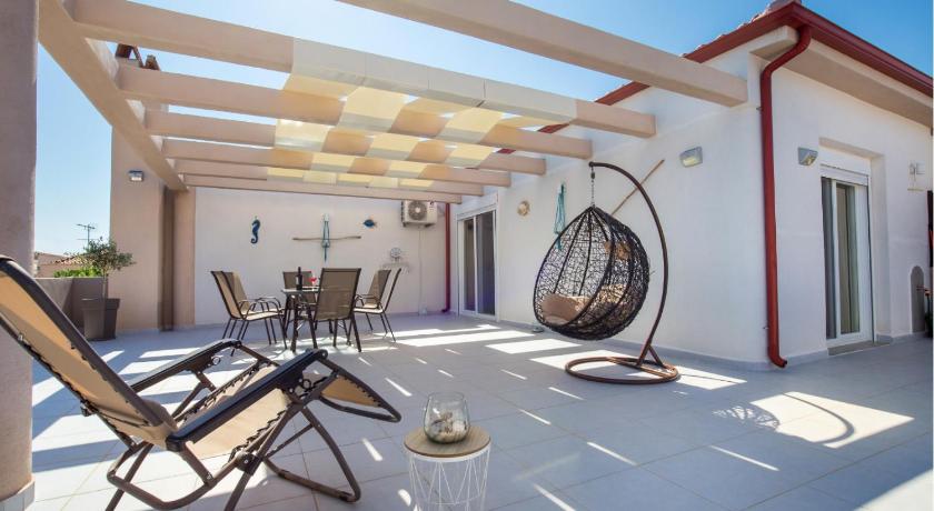 Iria's Luxury Apartments photo