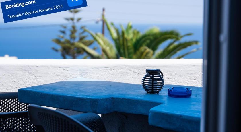N RENIERIS Apartments — Hotel in Santorini