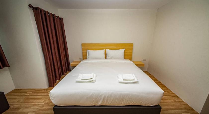 Image of King Room with Patio 8