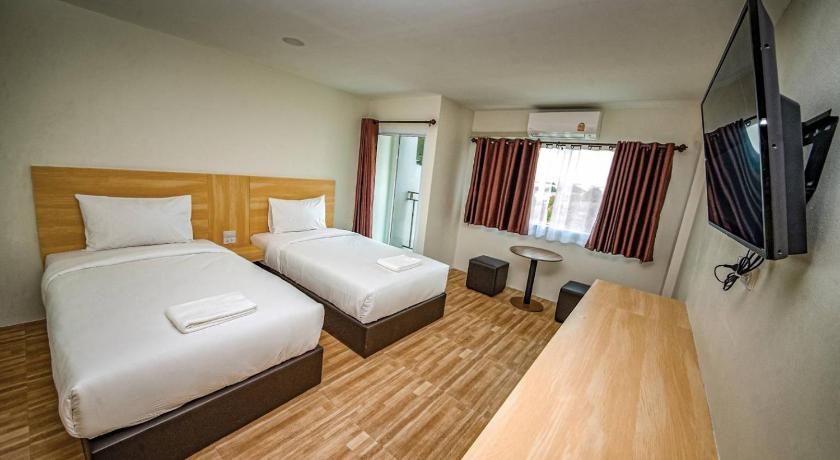 Image of Deluxe Twin Room 0