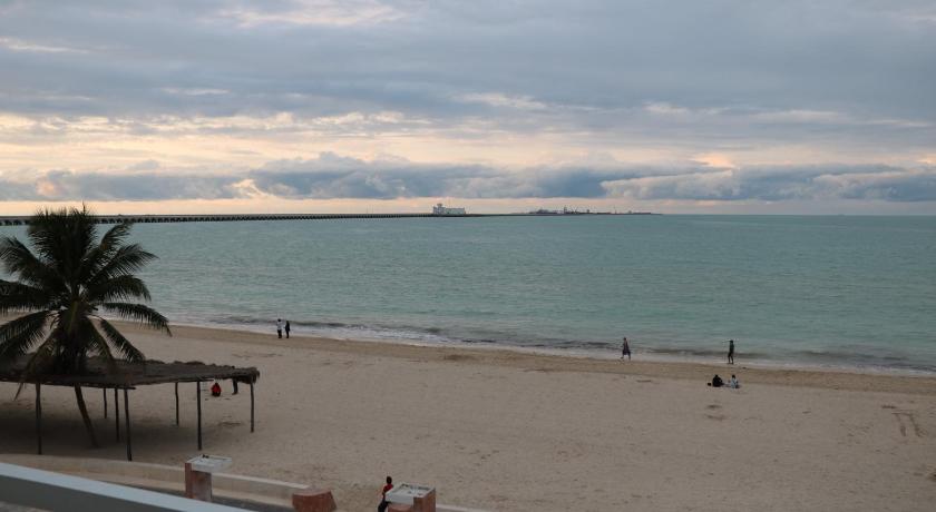 TROPICAL SUITES PROGRESO photo