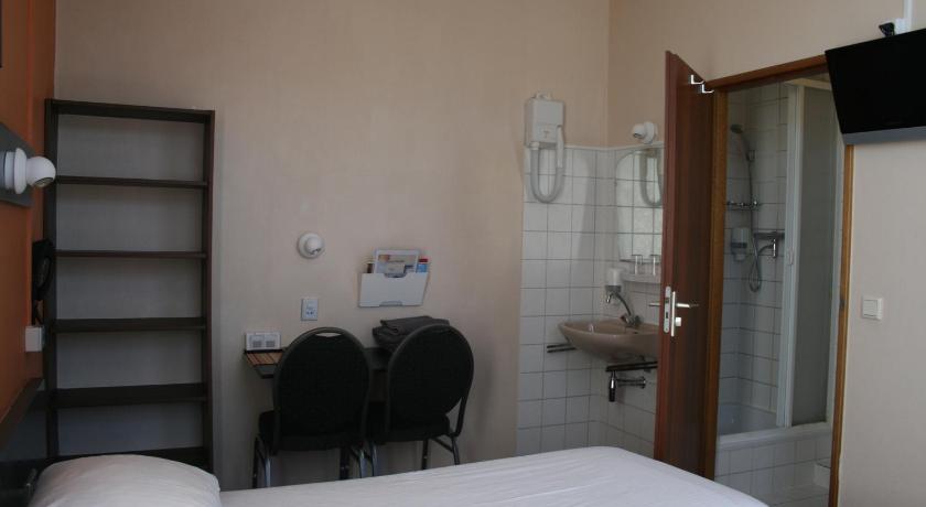 Image of Standard Double or Twin Room 5