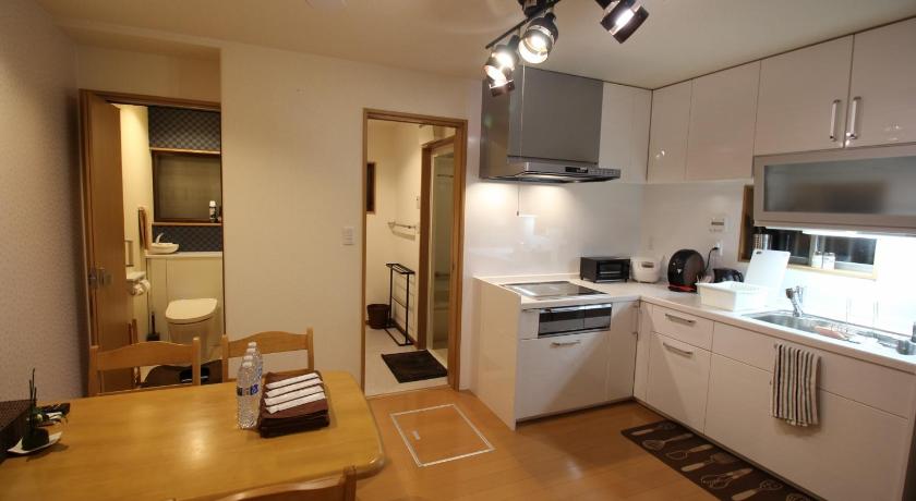 교토 LiB PLUS VILLA Mibu 4성급 숙소 레스토랑