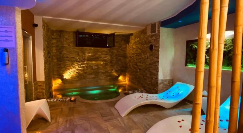 Aurelia Garden Gold B&amp;B — Hotel in Rome