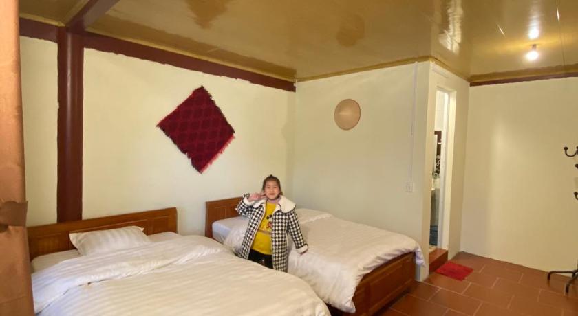 Image of Double Room with Private Bathroom 8