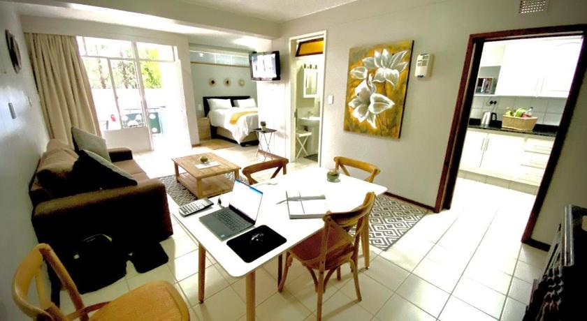 Laboria 102 &amp; 103 — Hotel in Harrismith