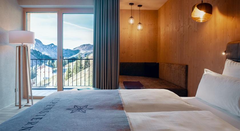 ドルンビルン Hotel Alpenstern 4つ星 ホテル スイート