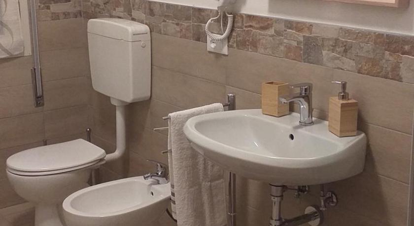 バニョーロ・メッラ Appartamento Fiore 3つ星 シングルルーム 施設