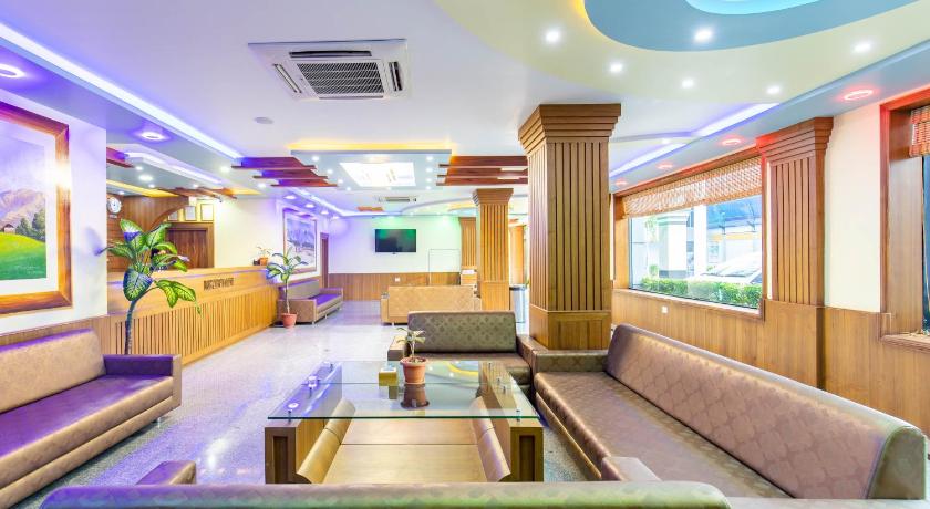 Siddhartha Hotel Grand City photo