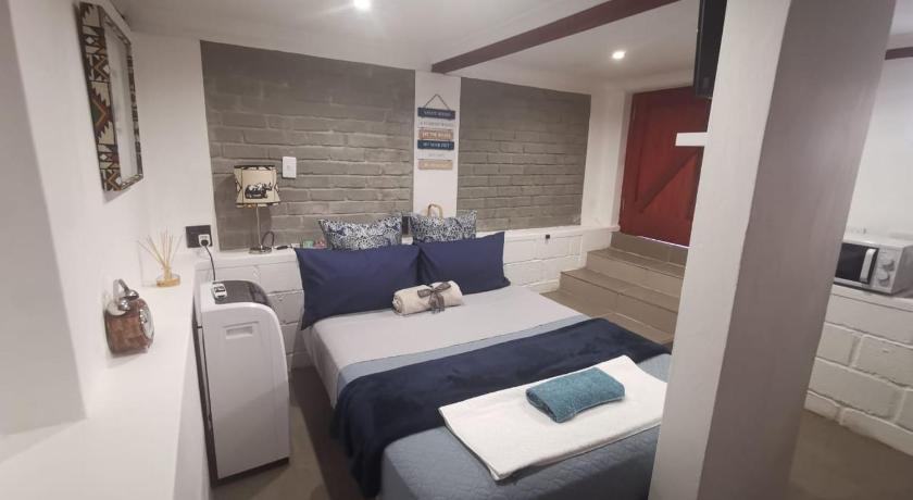The nest — Hotel in East London
