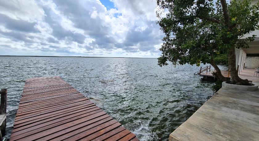 Hotel Vista Laguna Bacalar photo
