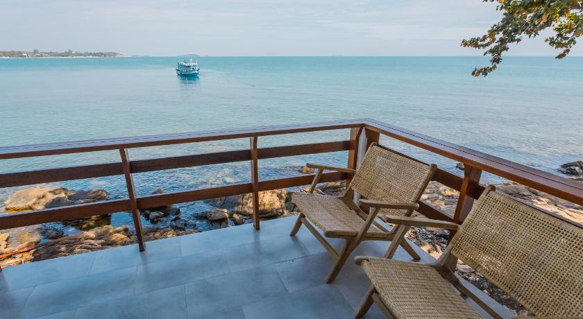 Image of Deluxe Sea View 1
