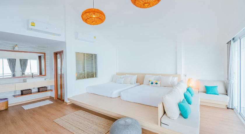 Image of Deluxe Sea View 10