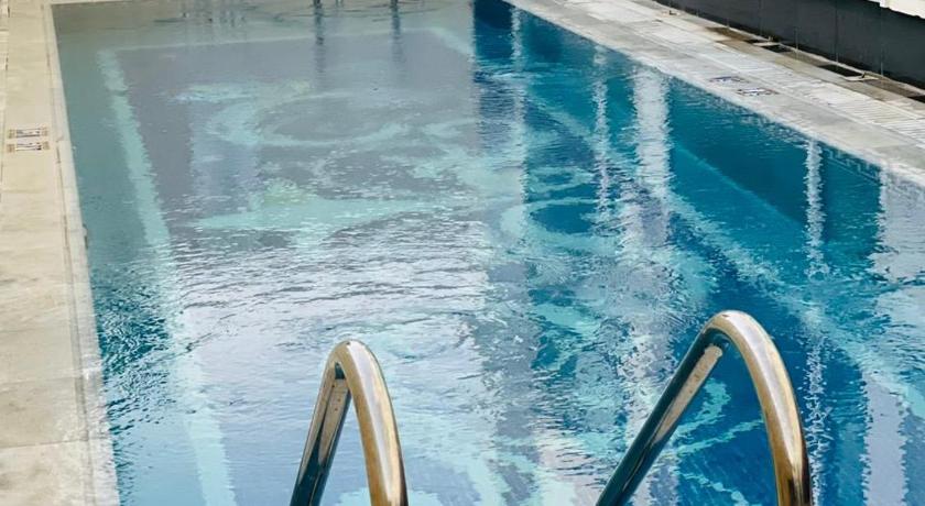 Holiday Inn Meydan photo