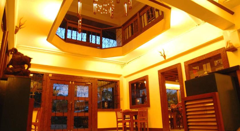 Centro Mactan Suites photo