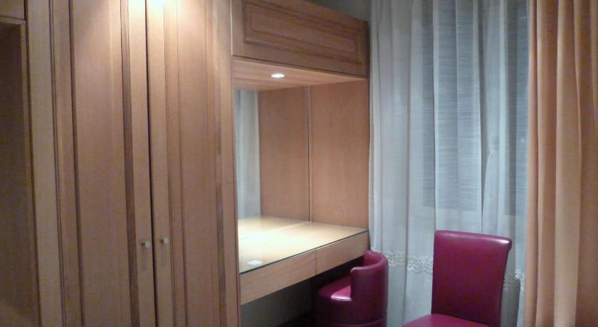 Image of Twin Room 7